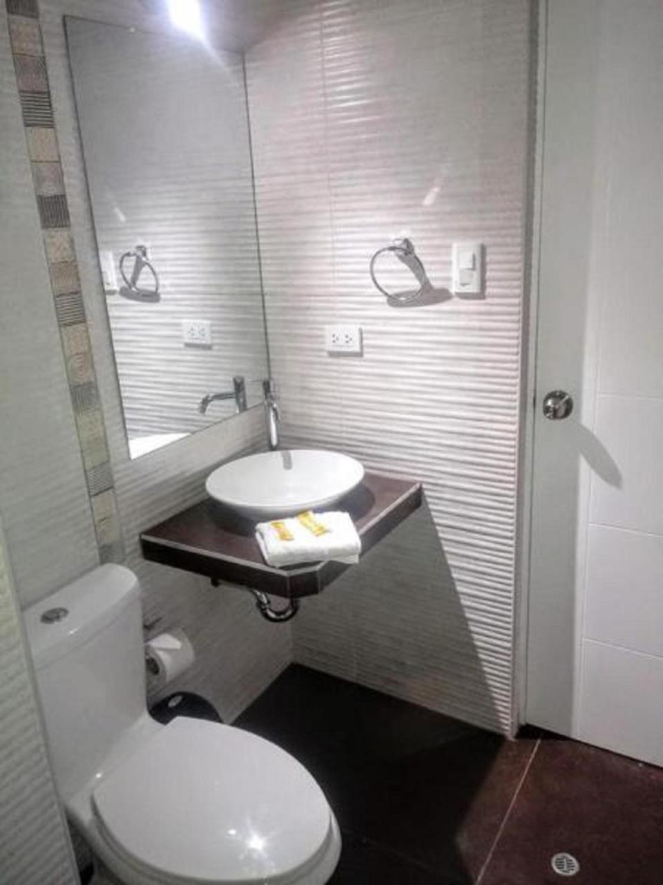 Hotel Guest House Inkayacu-ปารากัส ภายนอก รูปภาพ
